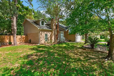 1 N Birchcane Court, The Woodlands, TX 77381 - Photo 4