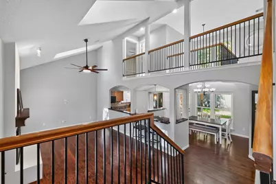 1 N Birchcane Court, The Woodlands, TX 77381 - Photo 6