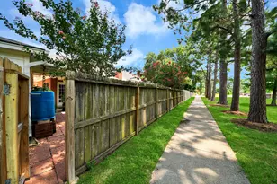 14510 Cardinal Creek Ct, Houston, TX 77062 - Photo 8