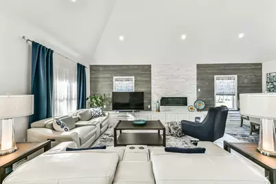 3635 Foremast Drive, Galveston, TX 77554 - Photo 14