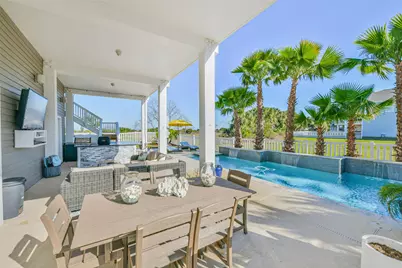 3635 Foremast Drive, Galveston, TX 77554 - Photo 8