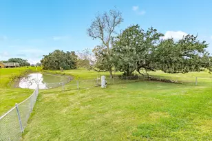 1132 Mill Rd, Angleton, TX 77515 - Photo 34