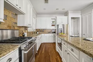 1534 Nicholson St, Houston, TX 77008 - Photo 6