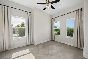 1011 Studemont St, Houston, TX 77007 - Photo 14