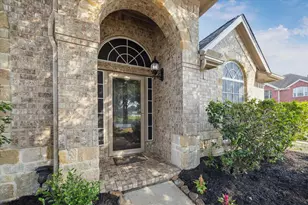 22302 Bridgestone Palm Ct, Spring, TX 77388 - Photo 2