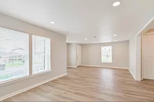 1428 E 36th St, Houston, TX 77022 - Photo 4