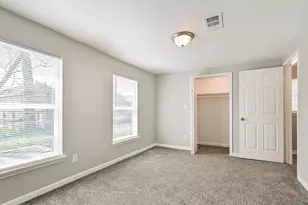 1428 E 36th St, Houston, TX 77022 - Photo 12