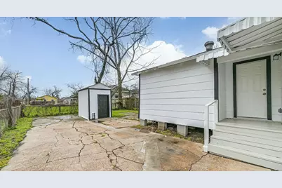 1428 E 36th Street, Houston, TX 77022 - Photo 20