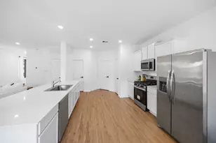 2019 Iris Hls Ln, Crosby, TX 77532 - Photo 10