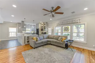 1550 Sue Barnett Dr, Houston, TX 77018 - Photo 12