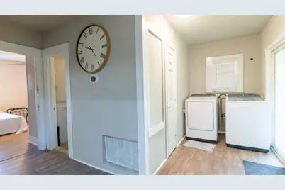 201 Carol Street, West Orange, TX 77630 - Photo 32