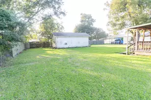 201 Carol St, West Orange, TX 77630 - Photo 20