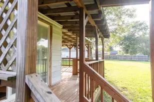 201 Carol St, West Orange, TX 77630 - Photo 28