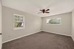 14359 Lost Meadow Ln, Houston, TX 77079 - Photo 14