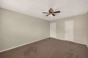 14359 Lost Meadow Ln, Houston, TX 77079 - Photo 16