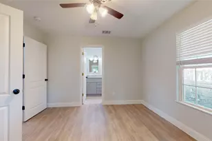 227 Kansas St, Bacliff, TX 77518 - Photo 26