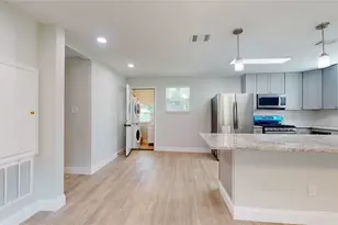227 Kansas St, Bacliff, TX 77518 - Photo 24