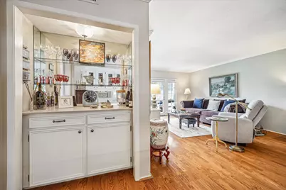 2238 S Piney Point Road #204, Houston, TX 77063 - Photo 2