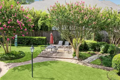 2238 S Piney Point Road #204, Houston, TX 77063 - Photo 14