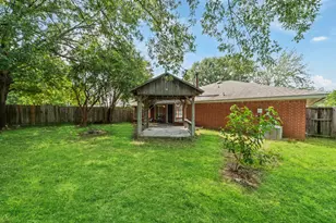 7823 Sawmill Trail, Houston, TX 77040 - Photo 28