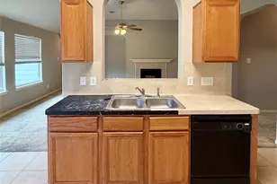 4039 Hawthorne Glen Ct, Fresno, TX 77545 - Photo 8