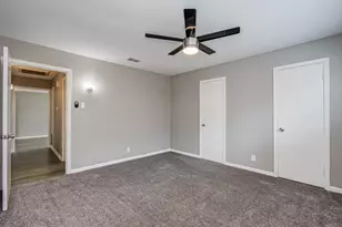 9410 Highmeadow Dr, Houston, TX 77063 - Photo 22