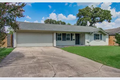 9410 Highmeadow Drive, Houston, TX 77063 - Photo 2