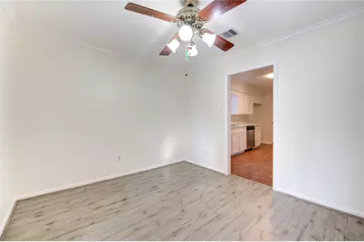 5810 Boyce Springs Drive, Houston, TX 77066 - Photo 8