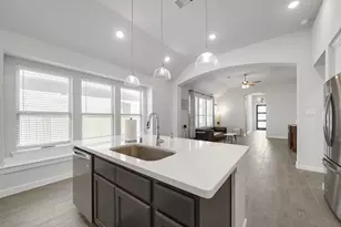 19818 Upper Canyon Ct, Cypress, TX 77433 - Photo 10