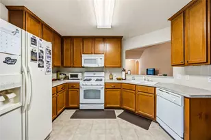 8435 Windy Thicket Ln, Cypress, TX 77433 - Photo 6