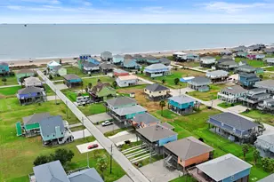 869 Surfview Rd, Port Bolivar, TX 77650 - Photo 32