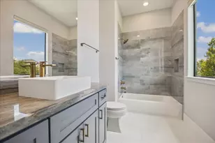 4532 Mimosa Dr, Bellaire, TX 77401 - Photo 38