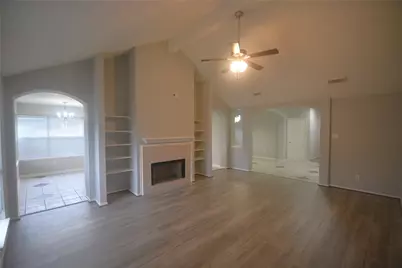 1622 Regal Blue Court, Fresno, TX 77545 - Photo 6