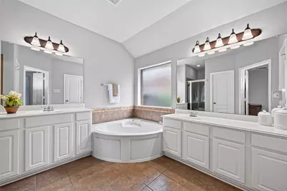 8219 Terrace Brook Drive, Houston, TX 77040 - Photo 26