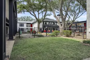 2815 Greenridge Dr, Houston, TX 77057 - Photo 4