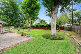 5007 Creekbend Dr, Houston, TX 77035 - Photo 26