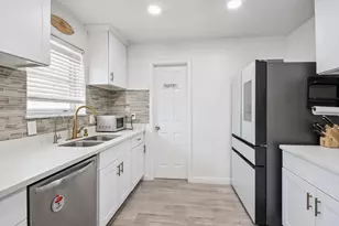 3320 Churchill St, Pearland, TX 77581 - Photo 14