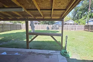 1203 Mooney Rd, Houston, TX 77037 - Photo 18