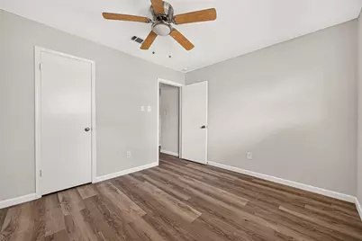 15823 Kueben Lane, Houston, TX 77489 - Photo 34