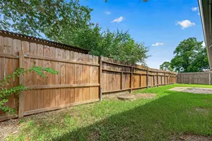 15823 Kueben Ln, Houston, TX 77489 - Photo 48
