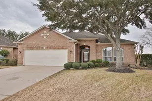 1525 Briar Bend, Friendswood, TX 77546 - Photo 1