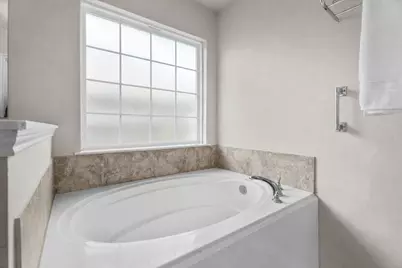 1015 Walnut Branch Lane, Tomball, TX 77375 - Photo 18