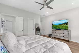 8407 James Franklin St, Houston, TX 77088 - Photo 10