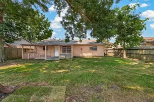 10706 Thorncliff Dr, Humble, TX 77396 - Photo 26