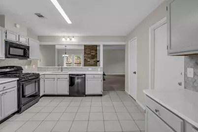 10 Treadwell Place, The Woodlands, TX 77381 - Photo 22
