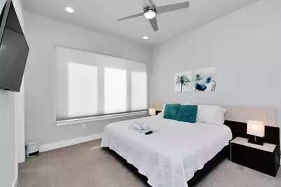 2107 Engelmohr, Houston, TX 77054 - Photo 8