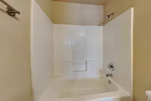 2802 Wisner Cir, Houston, TX 77014 - Photo 16