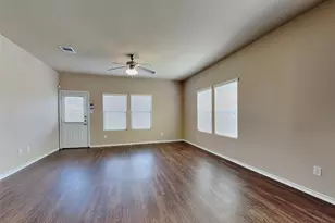 2802 Wisner Cir, Houston, TX 77014 - Photo 4