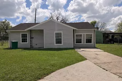 6103 Sherwood Drive, Houston, TX 77021 - Photo 1