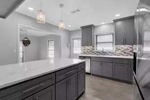 3327 Wentworth St, Houston, TX 77004 - Photo 10